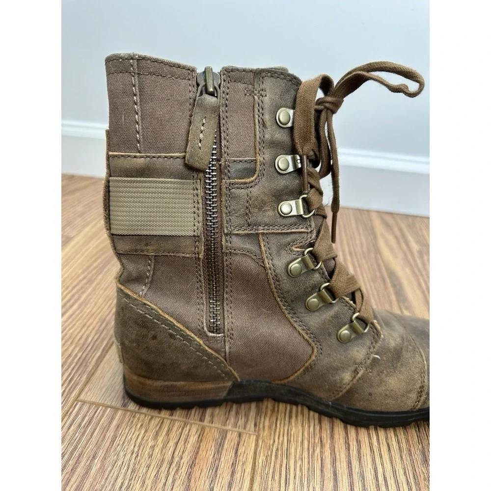 Sorel Women's Major Carly Ankle Boots Size 6.5‎ Brown Leather Biker Distressed